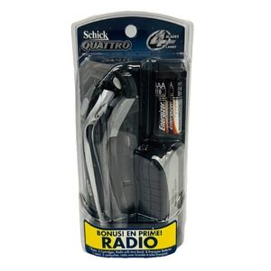 Vintage Men's Schick Quattro‎ 4-Blade Razor With Two Cartridge And Bonus Radio